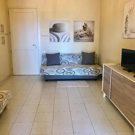 Casa Limone In Quartu Sant Elena, Capitana, With Sea View! Holiday home